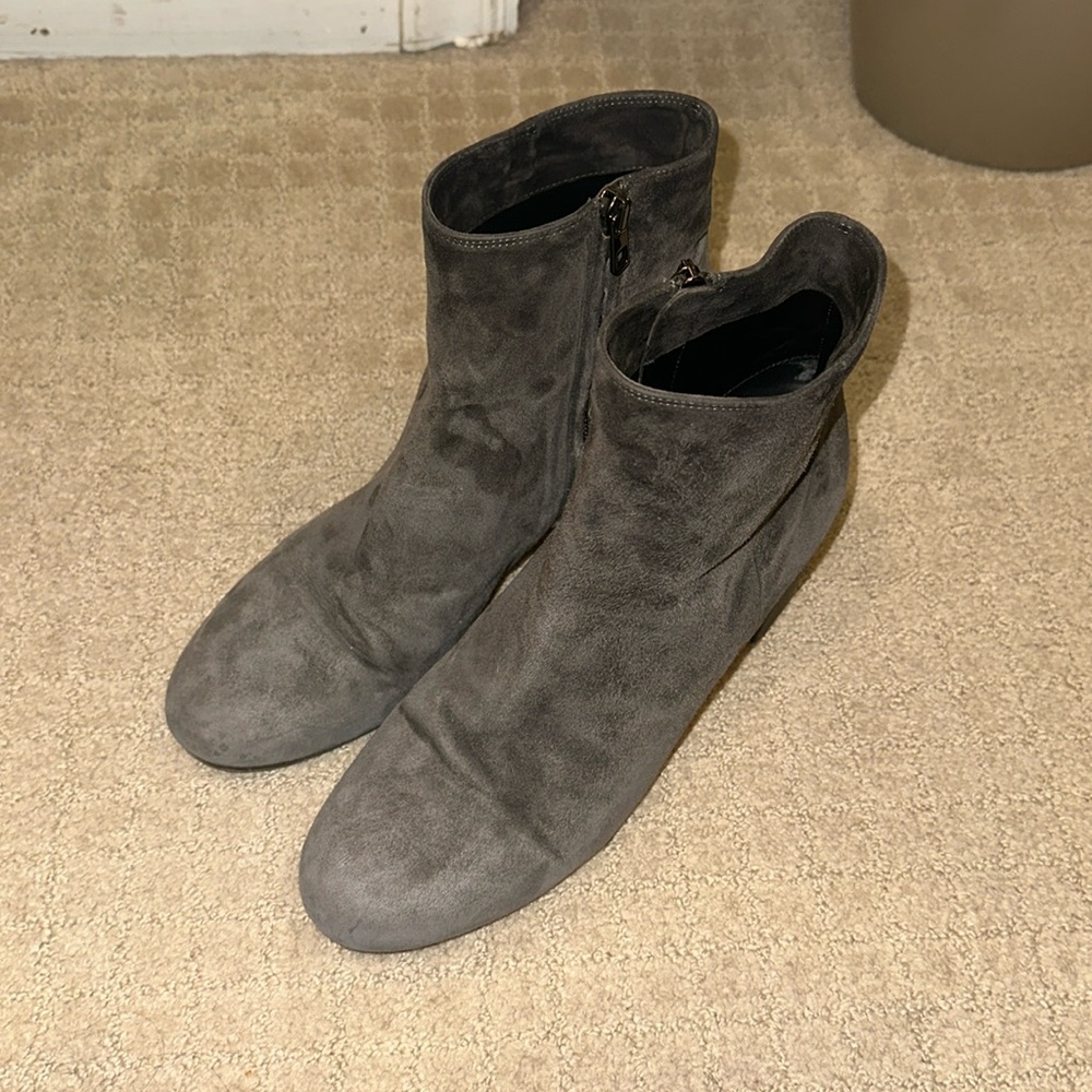 Vince grey suede Blakely heeled booties size 9.5/ EUR 39.5